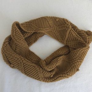 Handmade knit scarf
